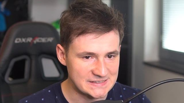 SELLING FLOPPA In Roblox Starving Artist смотреть онлайн