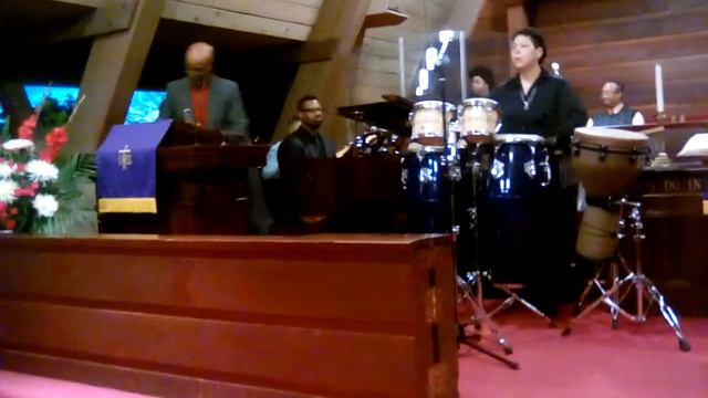 "When the Saints Go Marching In" performed by Frank Fisher смотреть онлайн