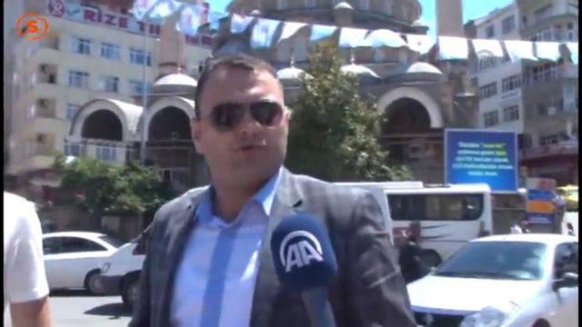 'Duran adam'a karşı Rize usulü 'Yürüyen Adam' eylemi video izle,video seyret смотреть онлайн