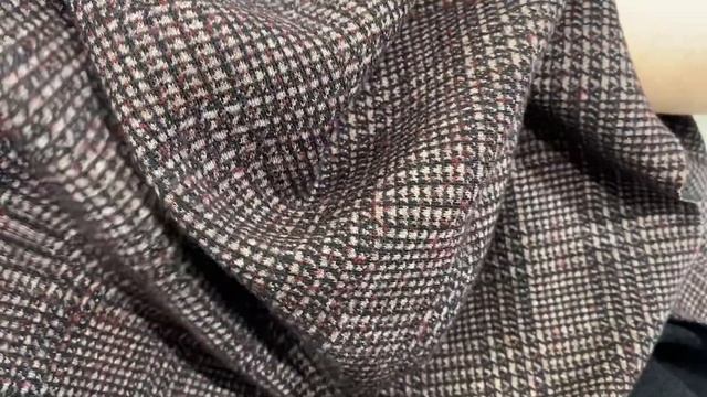Новинки трикотажа в Lo Scampolo | Ткани Италии для пошива смотреть онлайн