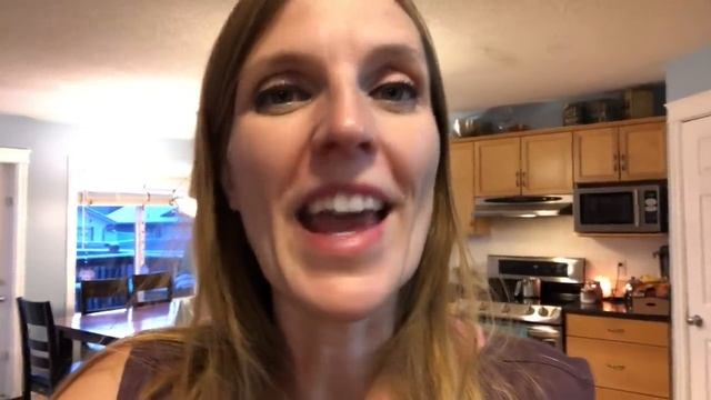 Vlogmas 8! Surviving West Edmonton Mall at Christmas Time! смотреть онлайн