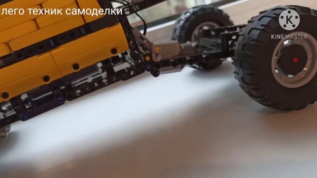 LEGO TECHNIC Trophy Truck смотреть онлайн