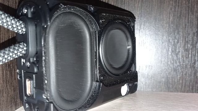 Bass test JBL go 3 смотреть онлайн