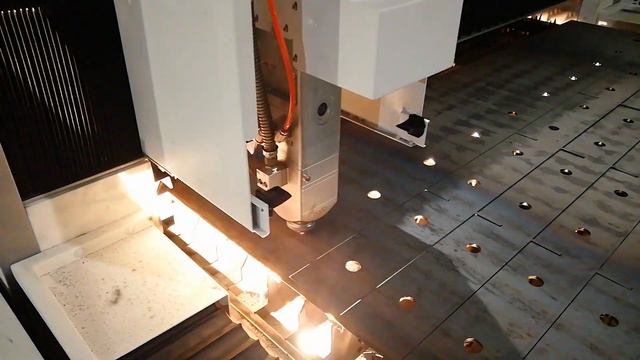 LaserRezSPb смотреть онлайн