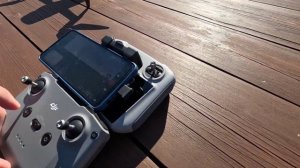 Mavic 3 (пульт n1) vs mavic 3 classic (пульт RC + FCC)   Яркость экрана пульта RC.