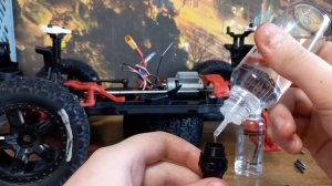 Заправка масляных амортизаторов на REMO XOBBY