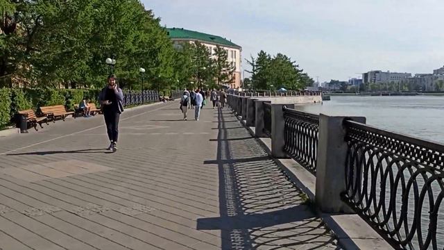 Набережная реки Исеть. Плотинка. Екатеринбург. смотреть онлайн