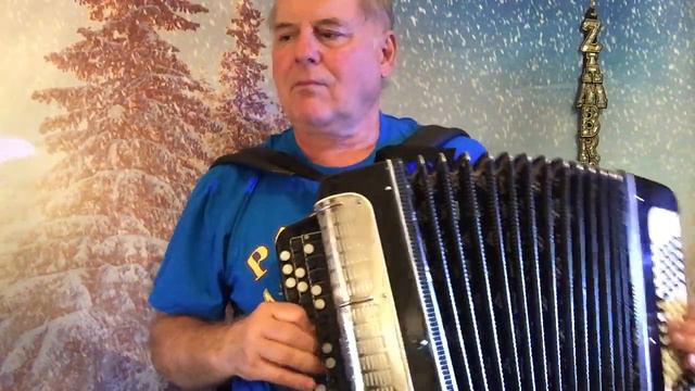 Приобрести подобную гармонь либо баян в Германии можно, позвонив 0176 763 57953 . смотреть онлайн