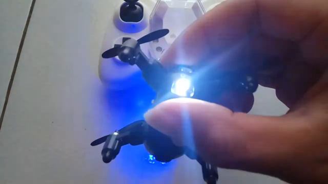 Drone Mini SY - X31 Lipat 2.4 Ghz 6 Axis Gyro смотреть онлайн
