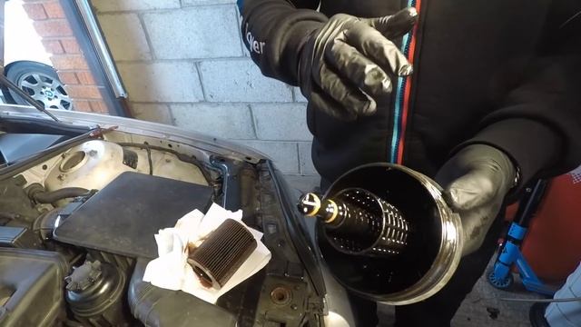 BMW M54 M57 How To Change Oil And Filter Without Pulling Sump Plug Must Watch For All Engines