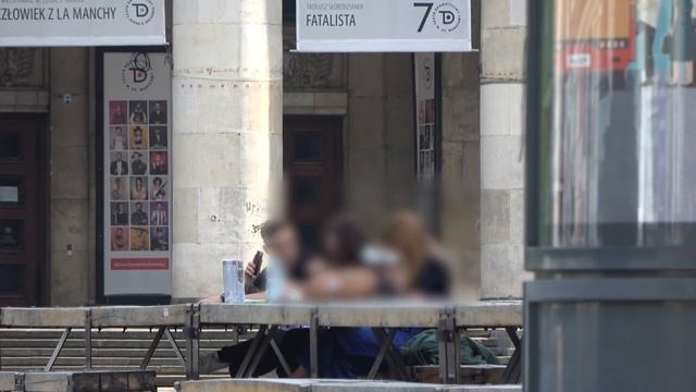 NIEZRĘCZNE ROZMOWY PRZEZ TELEFON 6 - WYCIĘTE SCENY смотреть онлайн