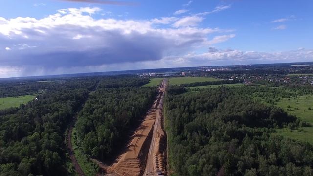 5й пусковой участок ЦКАД. Эстакада над железной дорогой. 4К смотреть онлайн