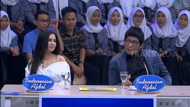 Rina Nose Nyanyii Lagu "Sayang" Dengan Berbagai Genre | OPERA VAN JAVA (11/10/19) Part 2 смотреть онлайн