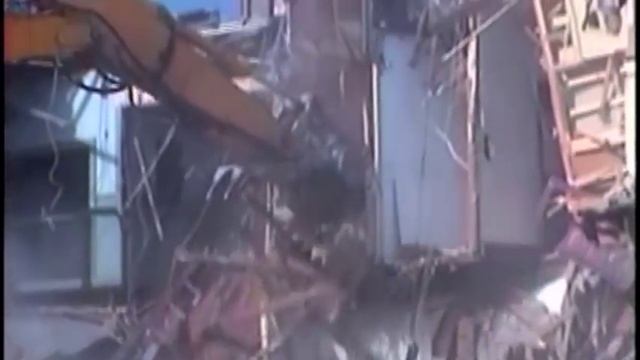 Magic Lantern Theater Demolition смотреть онлайн