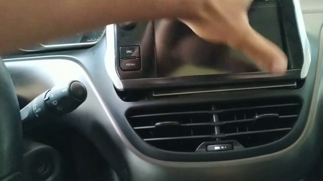 Como remover tirar trocar moldura e multimídia rádio som Peugeot 2008 208 dicas ??? смотреть онлайн