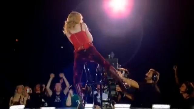 Madonna - Like It Or Not [Confessions Tour]