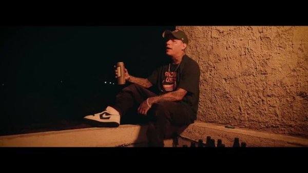 LA SANTA GRIFA (YUSAK) FT. ELIE TIGRE // NO VALE LA PENA // VIDEO OFICIAL (Prod. FiiKs Beats)