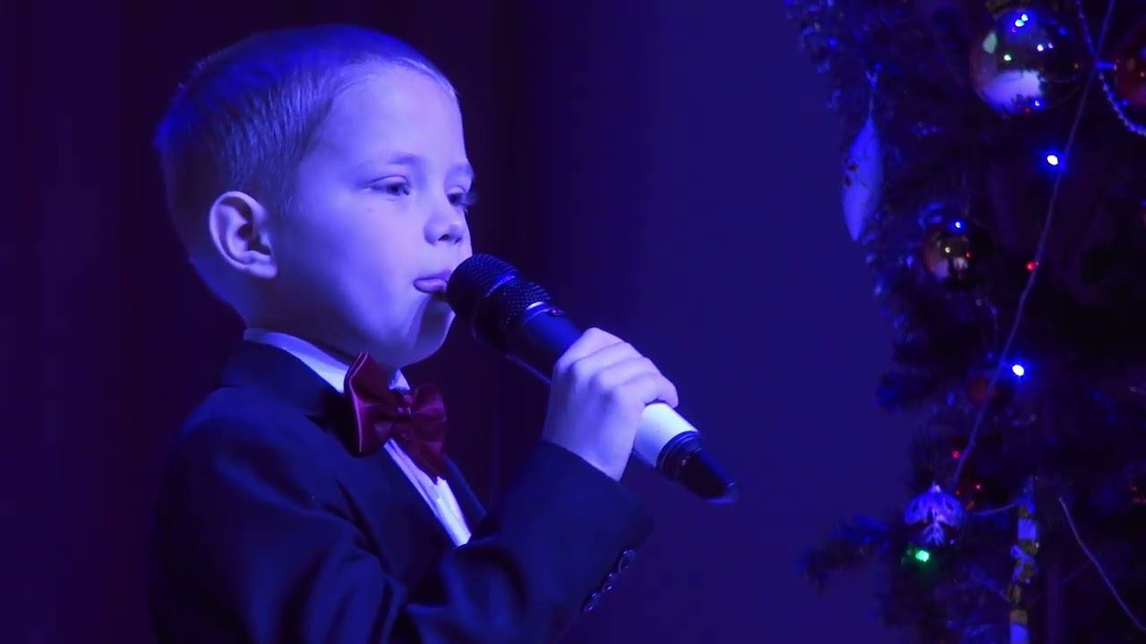 На золотых куполах 1 смотреть онлайн