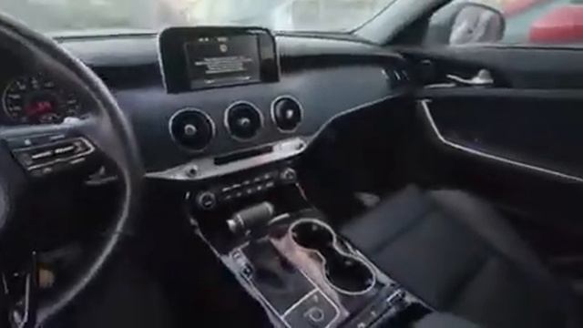 kia stinger 2.0 T 2019 USA смотреть онлайн