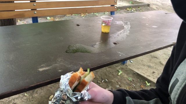 CУМАСШЕДШИЙ думает что он ЖИВЕТ в ЧЕРНОБЫЛЕ смотреть онлайн