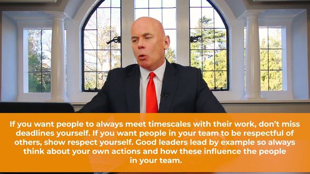 WHAT MAKES A GOOD LEADER? (Leadership & Management Skills Training!) смотреть онлайн