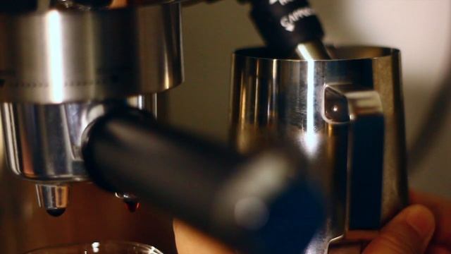 Caffe Latte - DeLonghi Dedica EC685 No Modifications (ASMR + Relaxing Music) смотреть онлайн