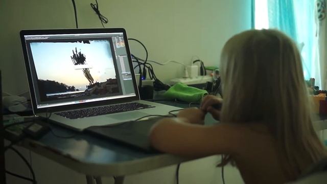 Anna's doing photoshop retouching смотреть онлайн