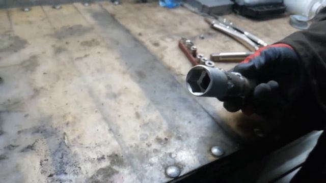 ???СВОИМИ РУКАМИ??? Как поменять лямбда зонд (Датчик Кислорода) на Дэу Нубира (Daewoo/Chevrolet). смотреть онлайн