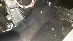 Ford EcoSport тонкости при замене салонного фильтра.