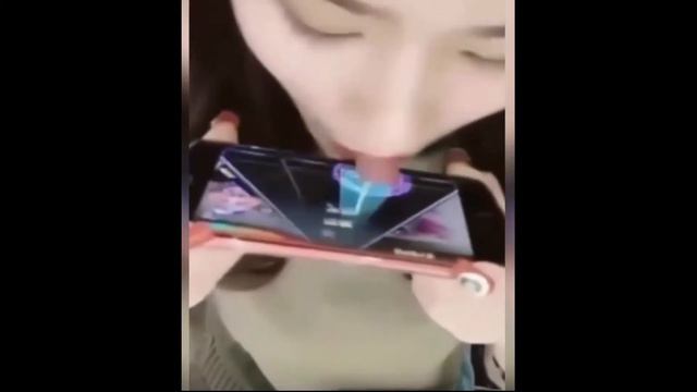 Апельсин за рулём авто, люди сошли с ума.!! Шок смотреть онлайн