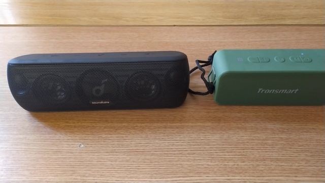 Anker Soundcore Motion + Vs Tronsmart T2 Plus
