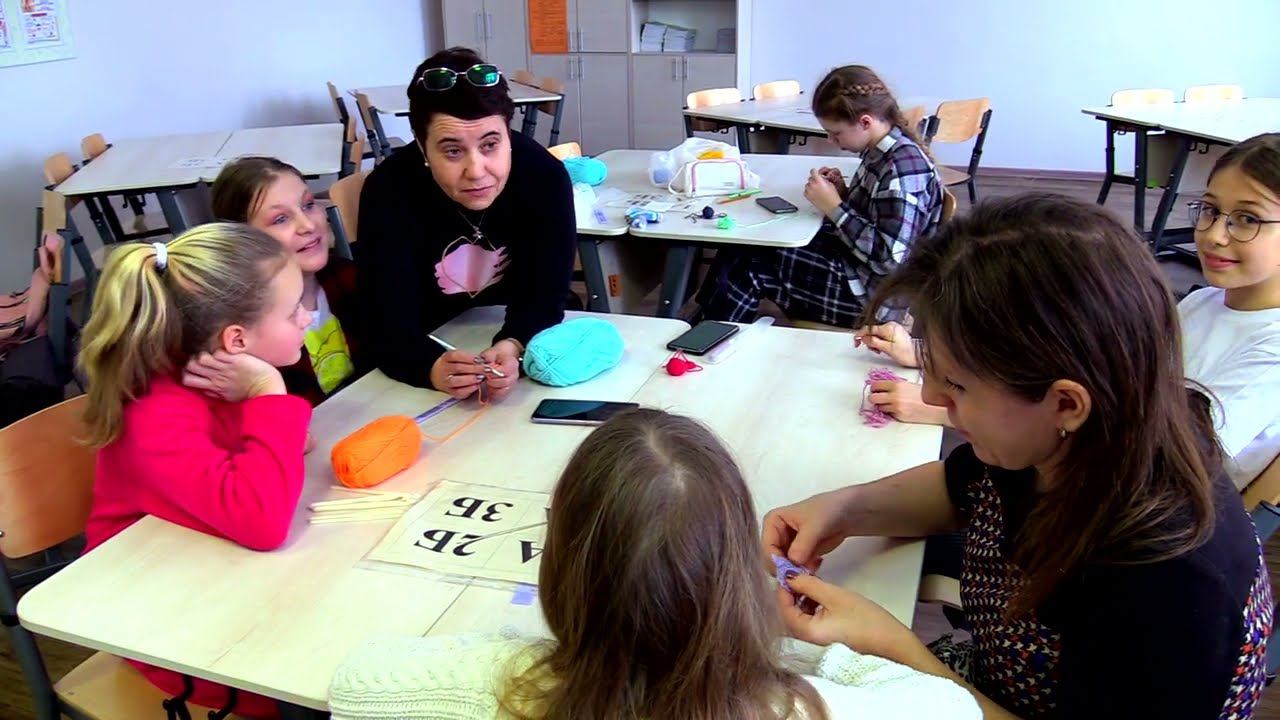 Кружок вязания с Ларисой Ивановной. Вяжем амигуруми 16.01.2023 смотреть онлайн