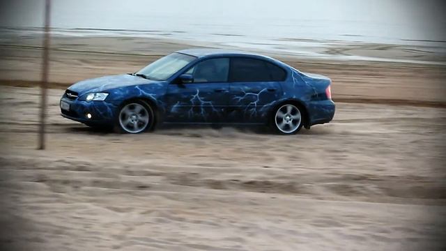subaru legacy.Капает по песку. смотреть онлайн