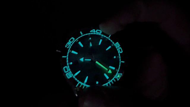 Omega Seamaster Planet Ocean 600M 215.30.44.21.04.001 Omega Watch Review смотреть онлайн