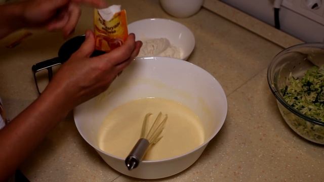 Вкуснятина из молодой капусты. Капустный пирог. Съедается до последней крошки. смотреть онлайн