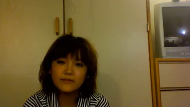 Mariko talks about her host family смотреть онлайн
