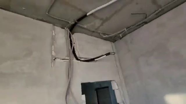 Закладка фреонопроводов под кондиционеры. Москва. 22 этаж. смотреть онлайн