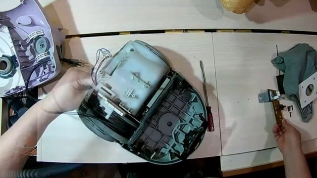 КАК РАЗОБРАТЬ пылесос SAMSUNG VC 5914V 380 W смотреть онлайн