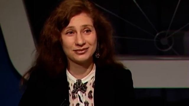 Жіноча історія у бісері смотреть онлайн