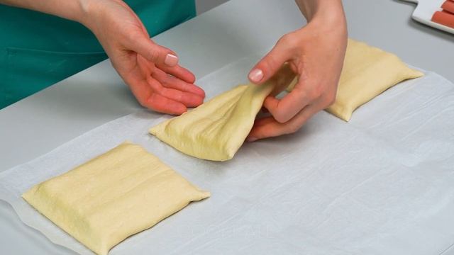 Zapomeňte na pizzu! Tento předkrm z listového těsta a párků je fantastický! смотреть онлайн