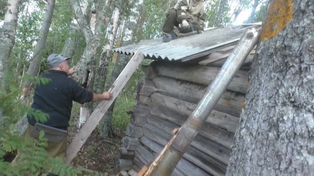 На острове с аборигенами. Рыбалка в Карелии. Ловим на донки окуня и сетями ряпушку. смотреть онлайн
