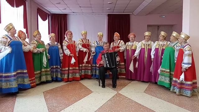 Я на печке молотила - Фольклорный ансамбль ЗВЕННИЦА смотреть онлайн