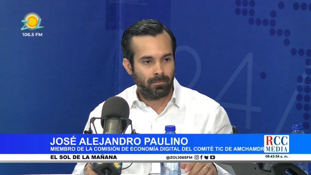 Claudia Chez Abreu y José Alejandro presentan Guía Práctica para montar tu negocio en internet смотреть онлайн