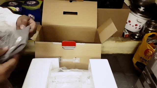 Singer Tradition FM 2250 Sewing Machine Unboxing in Telugu смотреть онлайн