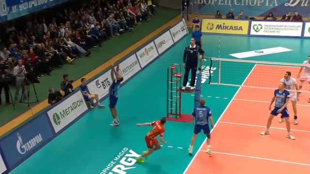 Что ето за либеро в волейболе! смотреть онлайн