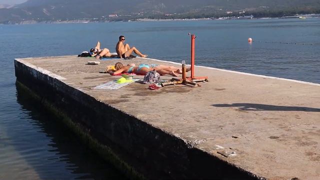 Самый безлюдный пляж кабардинки всего в 600 метрах от "китая". Пляж хижина лесника. смотреть онлайн