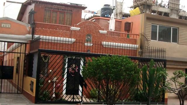 (30) -- Brisas del Titicaca, Lima, Peru. смотреть онлайн