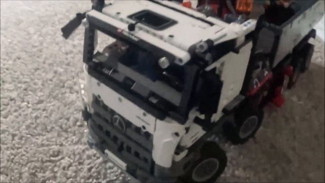 Lego 42043 Mercedes-Benz Arocs 3245 Review смотреть онлайн