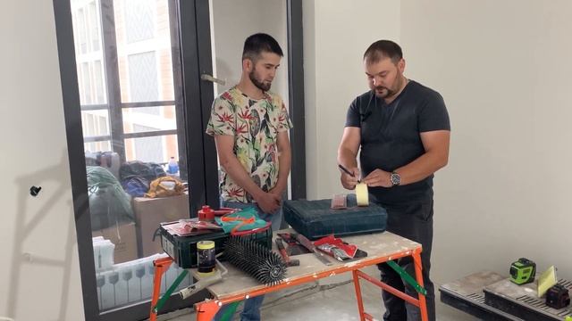 САМЫЙ НУЖНЫЙ Инструмент плиточника / Набор инструмента для плиточных работ смотреть онлайн