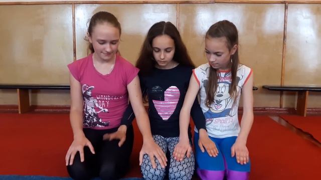 Вызов/Челендж/Где моя рука. Как ЭШ каникулы встречает #Гимнастика смотреть онлайн